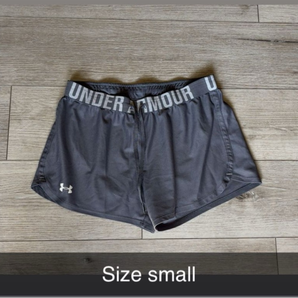 Under Armour athletic shorts size small